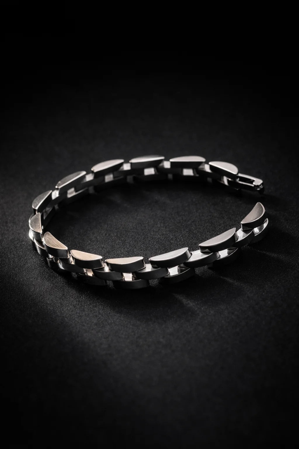 Silver chunky chain kada bracelet with oval link segments